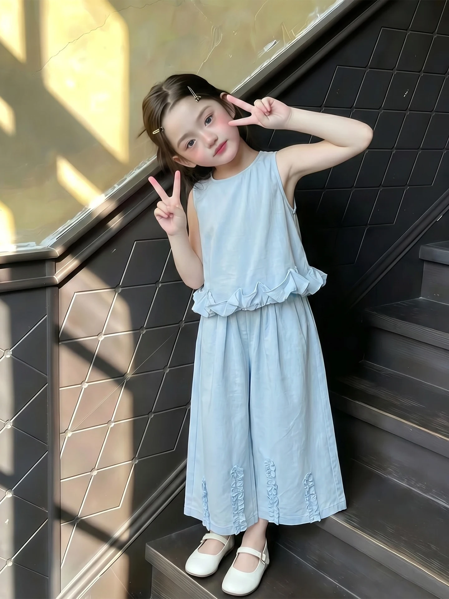 ensemble-d'ete-pour-filles-2026-nouvelle-collection-unique-et-magnifique-ensemble-deux-pieces-tendance-pour-grandes-enfants-gilet-et-pantalon-long-vetements-pour-enfants