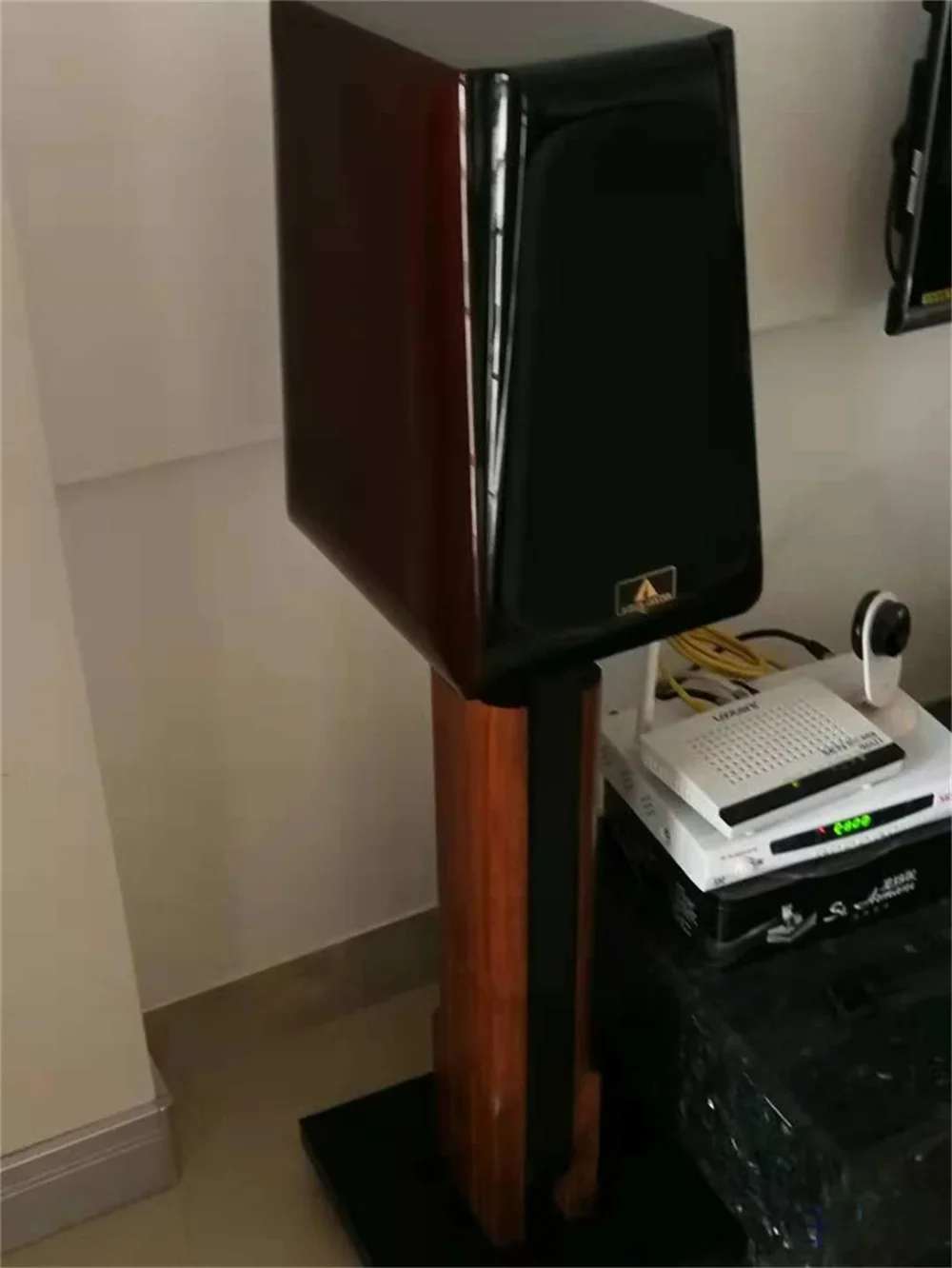 Aurum Cantus Leisure 2 Deluxe Bookshelf Speaker Power 100W/8Ω