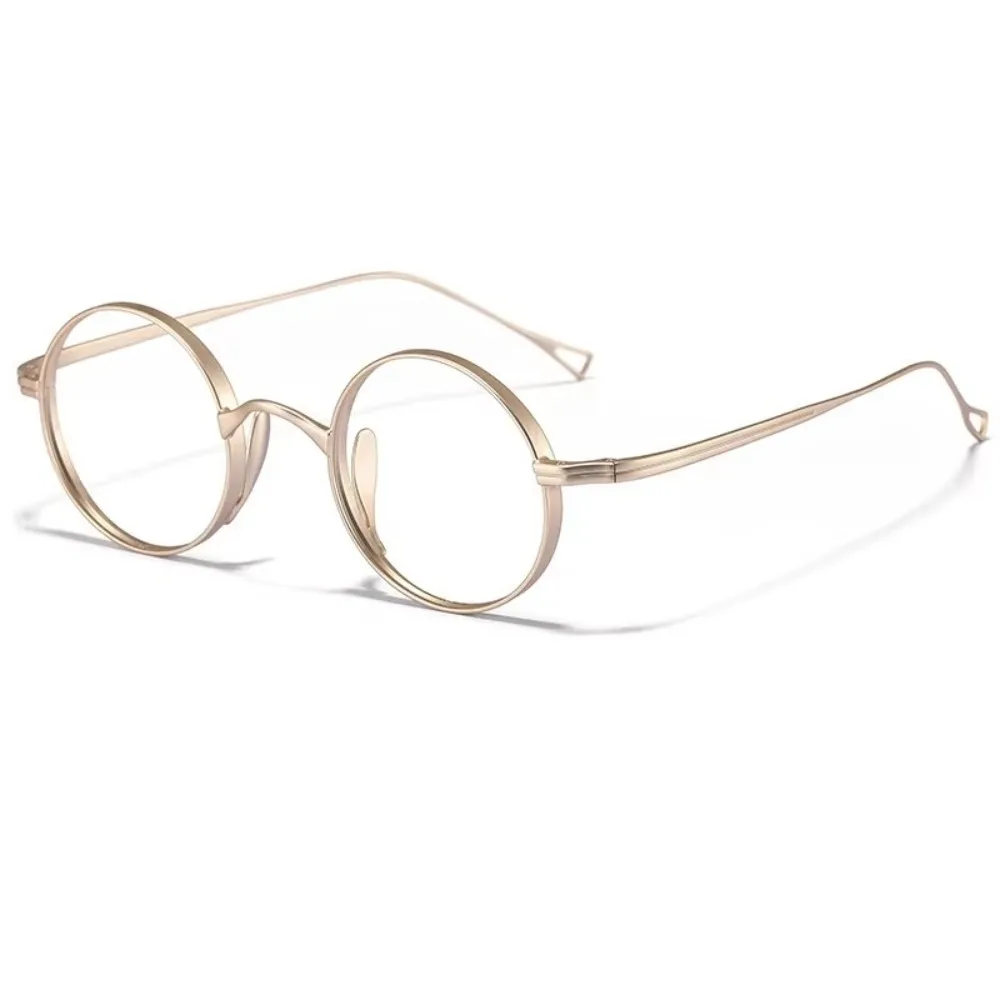 

2025 Pure Titanium Glasses Frame Oval Shape Simple Design Eyeglasses Frames Retro Classic Eye Decoration
