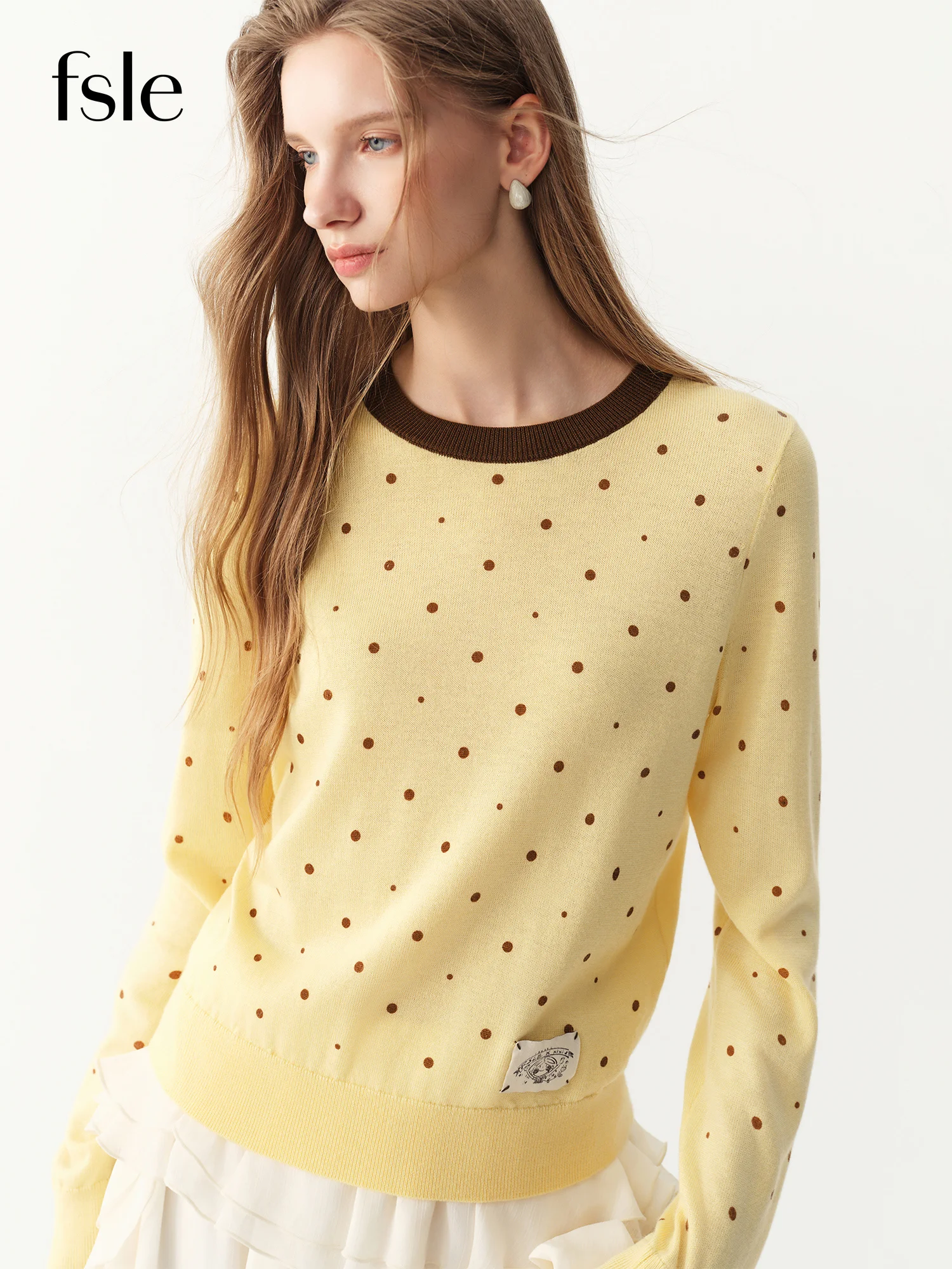 FSLE 2026 Winter Women's Playful Contrast Polka Dot Crew Neck Wool Blend Knit Sweater - Chic Youthful Style for Everyday Wear