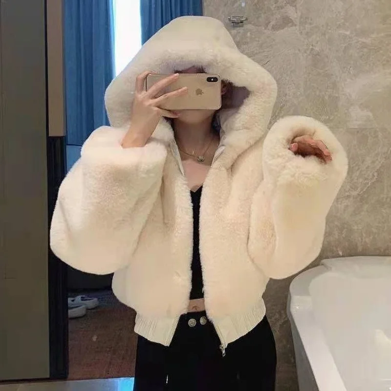 Parkas courts chauds en fausse fourrure pour femmes, vestes en fourrure artificielle, ourlet élastique noir, manteau optique sexy, luxe, hiver, 2024, E678