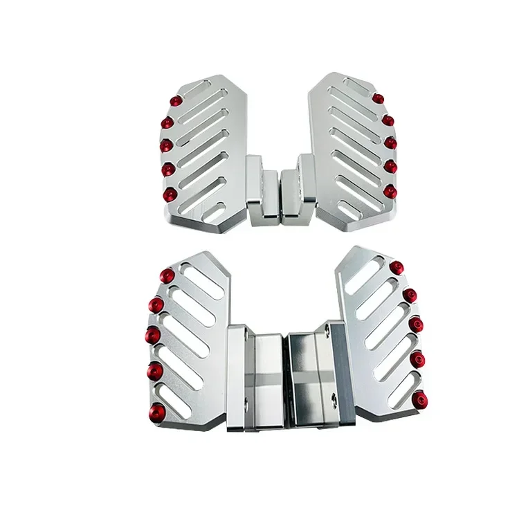 

After that, use the foot pedal aluminum alloy thickened electric vehicle modification accessories, and install the foot pedal