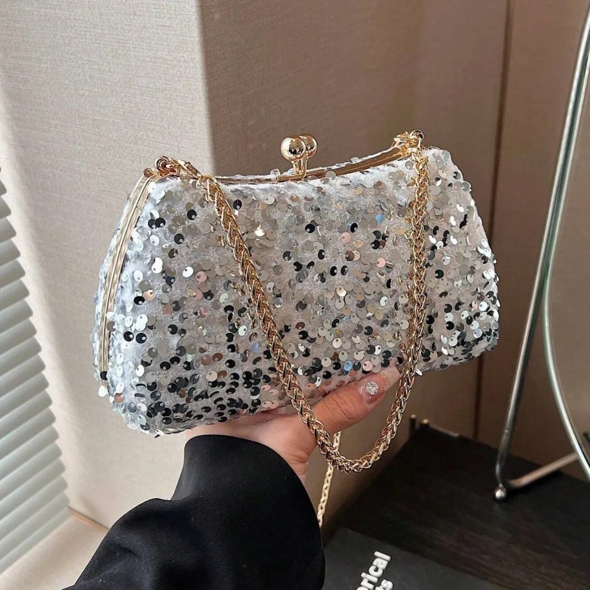 

Женская роскошная сумка-клатч с бисером, пайетками и стразами, модная вечерняя сумка на цепочке для вечеринок, свадеб, банкетов и ужинов