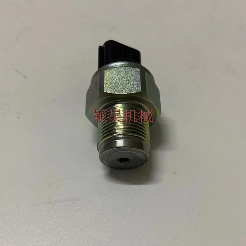 RE520930 Fuel Pressure Sensor for John Deere Common Rail Pressure Sensor