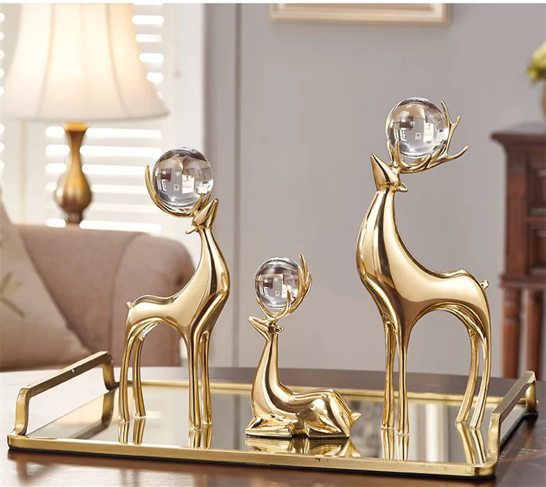 Creativity Metal Simulation Animal Deer Copper Golden Crystal Ball Crafts Furnishings Modern Home Living Room Desktop Decoration