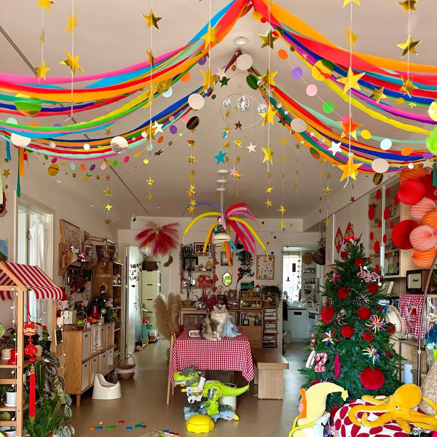 Das Farbkrepppapier-Set eignet sich für Geburtstage, Neujahr, Weihnachten, Ostern, Wohnzimmer- und Schlafzimmerdekoration. – Detail 5