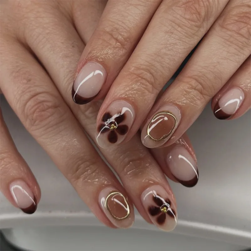 

24PCS Short Round Wine Red French Nail Art Piece with Red Flower Pattern Design Removable Wearable Nail Art Piece with Fake Nail