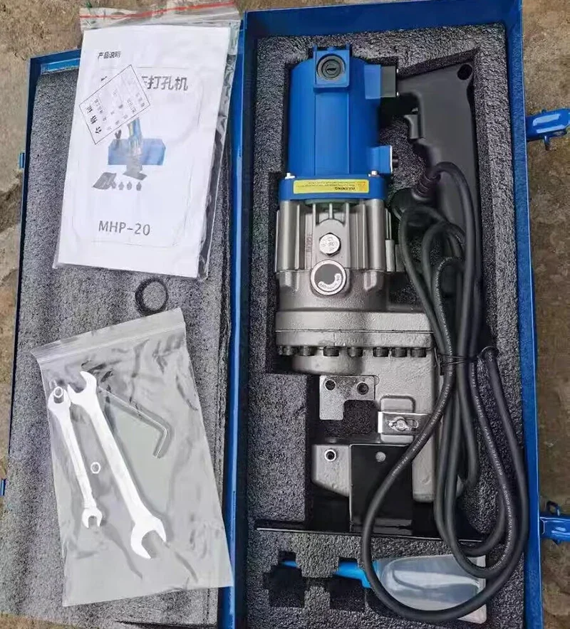 Portable Electric Hydraulic Punching Machine Angle Iron Channel steel Puncher 3-6mm Copper Aluminum Steel Plate Opening holes