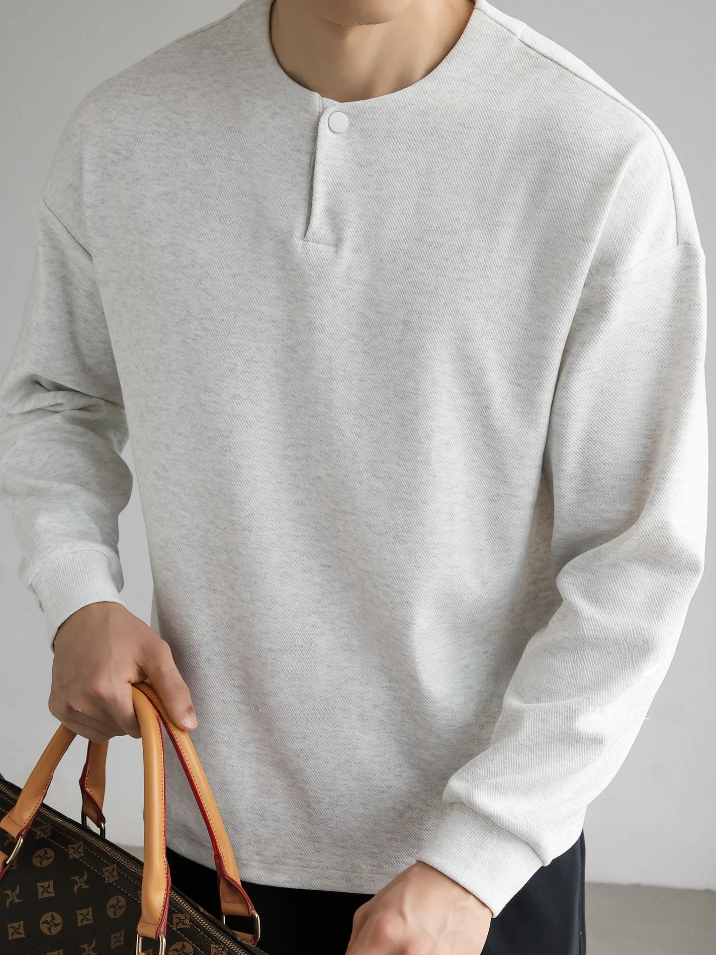 Men's Casual Long Sleeve T-shirt 3D Thick Weave Diagonal Pattern Single Button Wide Henry Collar Breathable Comfortable Cotto...