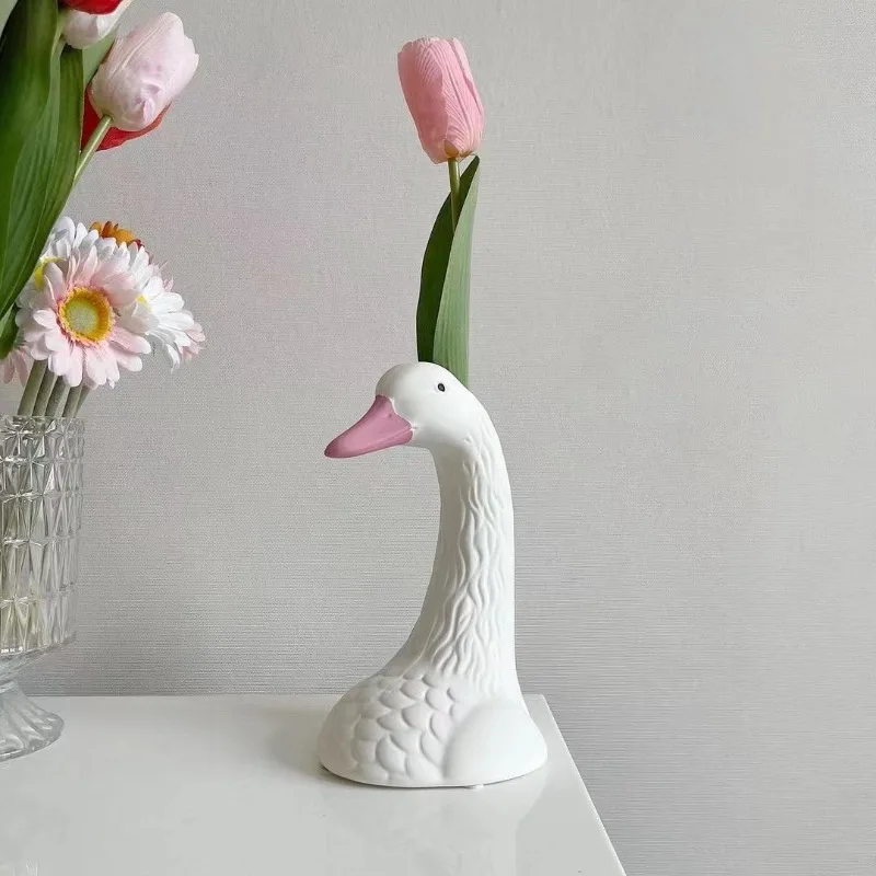 

Korean style ins style pink swan shaped ceramic vase decoration, modern simple home decoration dried flower arrangement vase