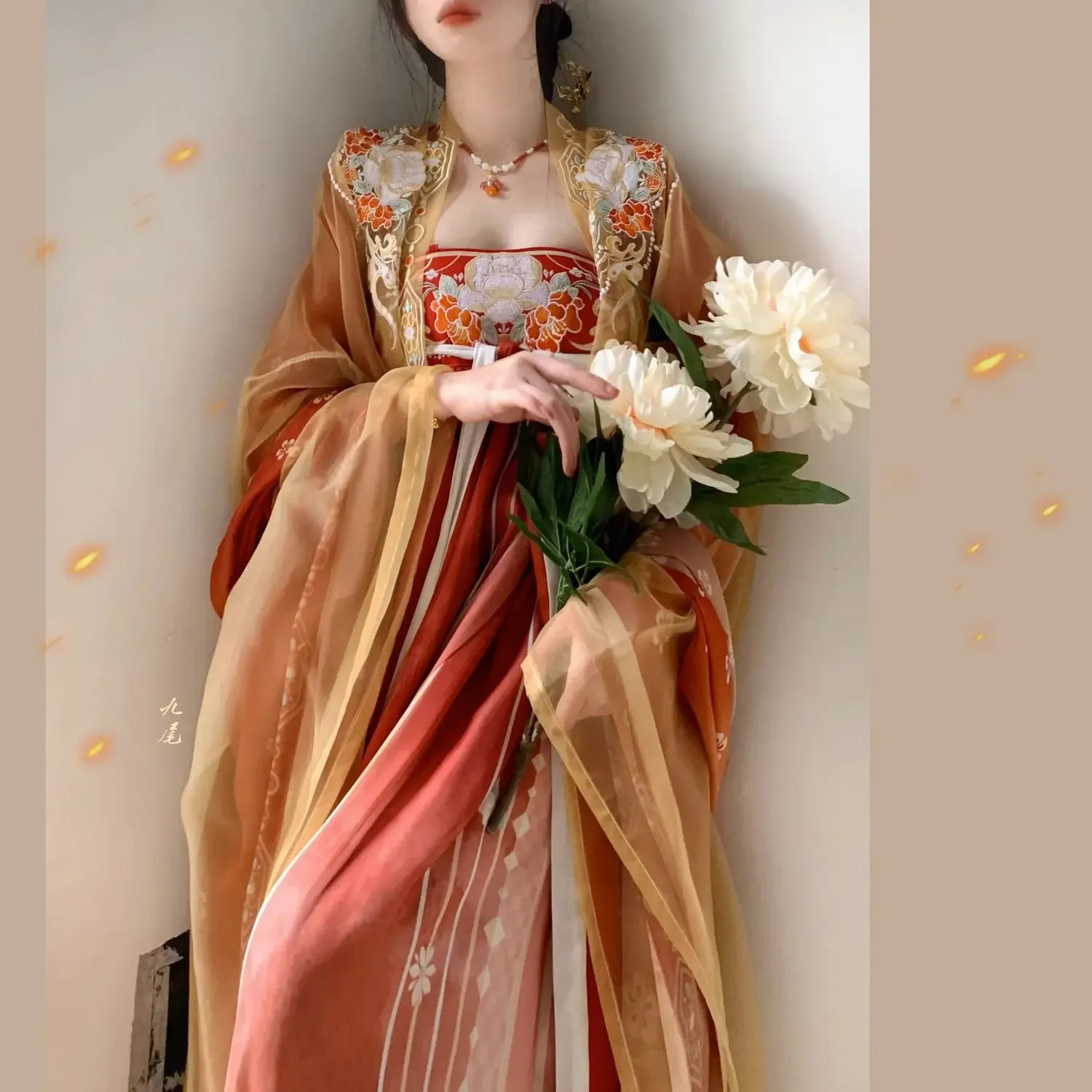 Hanfu Spring on the new gorgeous red koi color female Tang system with a piece of embroidery chested skirt set ханьфу