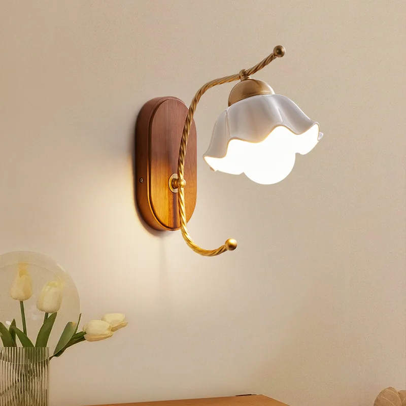 

Nice Retro Wall Lamp Bedroom Bedside Lamp Living Room Corridor Light Luxury Creative Lighting Fixture