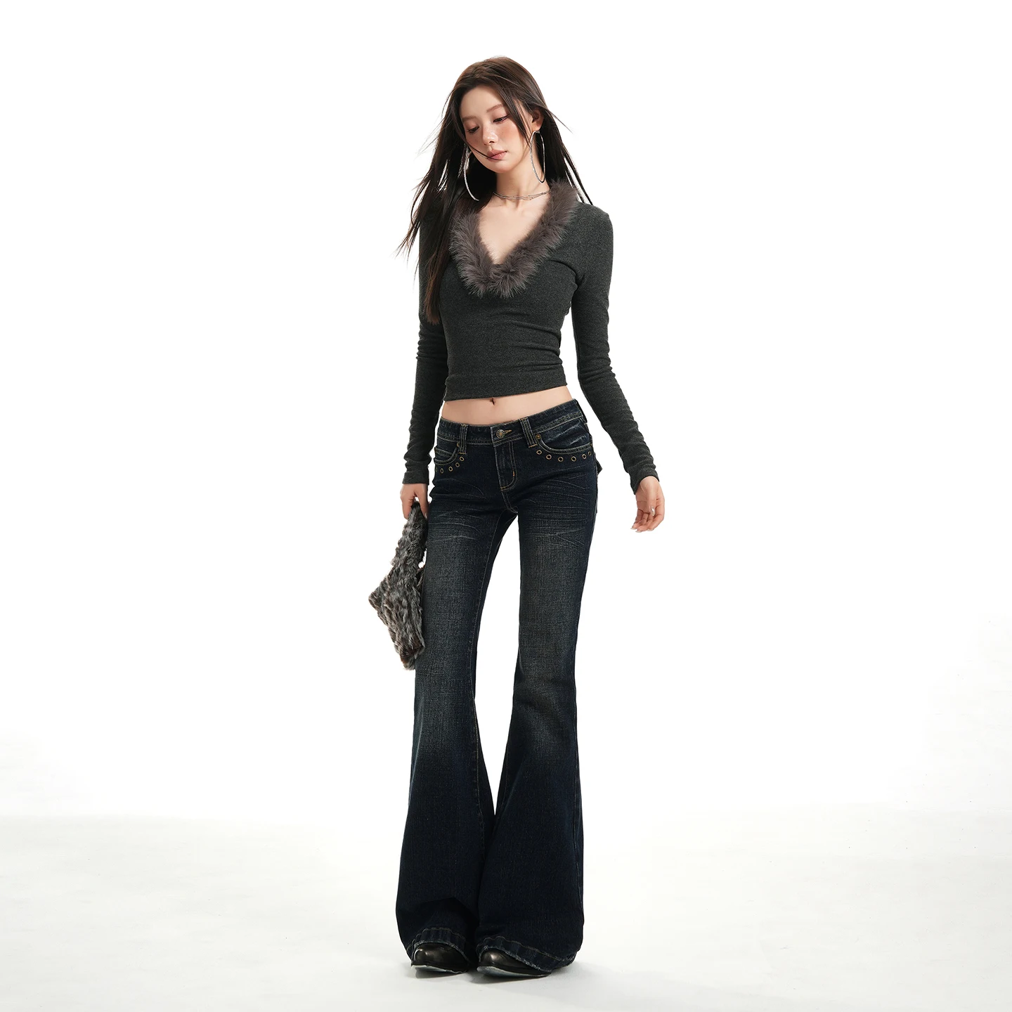 

Women’s Dark Blue Low Rise Bootcut Jeans - American Vintage Distressed Stretch Rivet Slim Denim