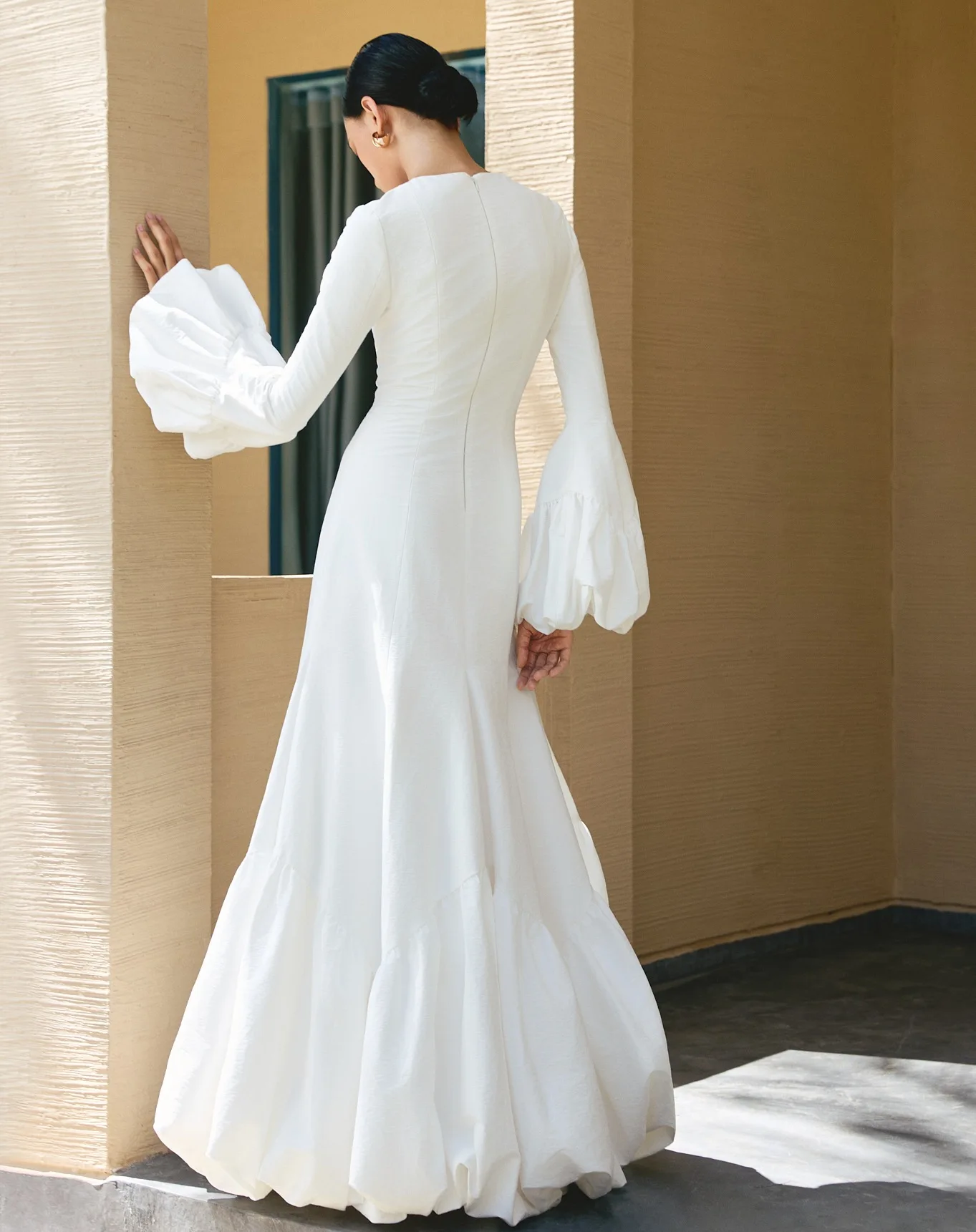 Abito da sera elegante a maniche lunghe girocollo a-line personalizzato Abiti da celebrità delicati Abito da festa formale moderno di alta qualità