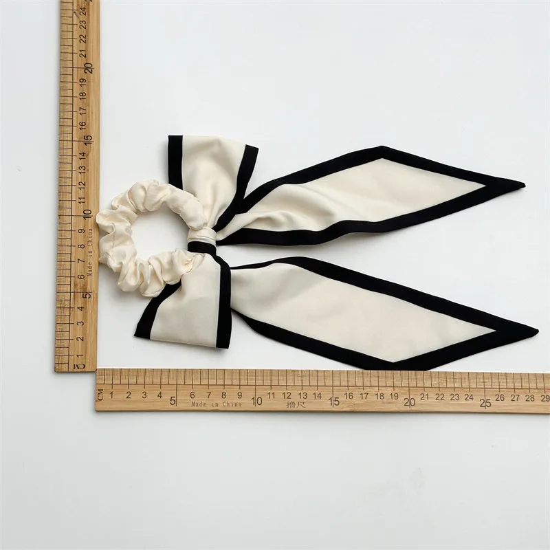 Women's Black And White Large Butterfly Bow Tied Headband Ponytail Large Intestine Headband Simple Headband Fashion Versatile - view 4
