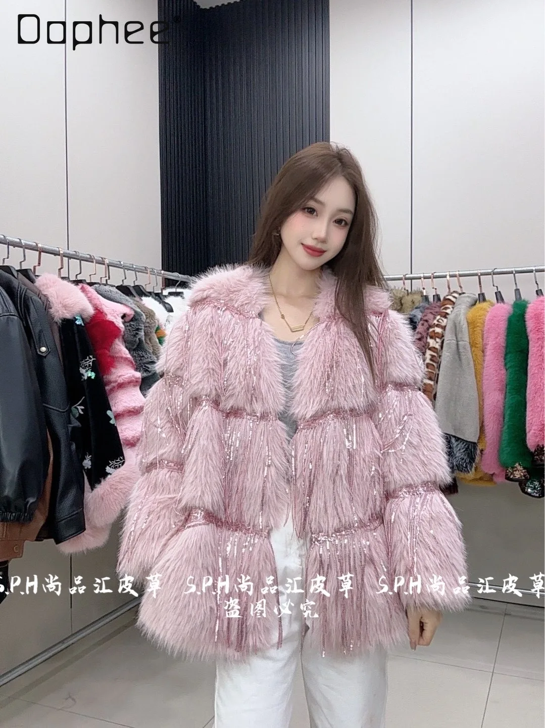 شتاء جديد الترتر شرابة المرقعة صديقة للبيئة الفراء النساء شتاء موضة جديدة قصيرة أفخم معاطف سميكة الدافئة فو الفراء معطف