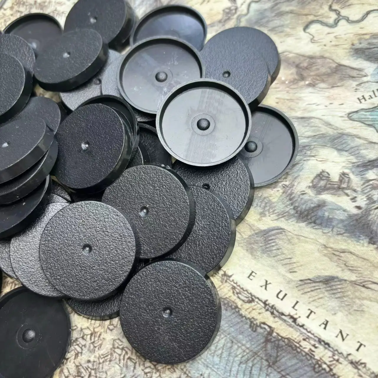 Basias de plástico de 32mm para jogos de mesa, bases de modelo de 100 peças, bases redondas de 32mm