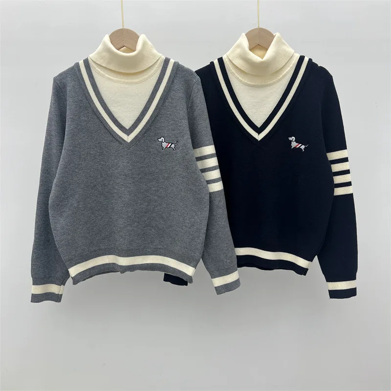 

Fake two knitted sweaters, casual high neck, color blocked, loose and slimming striped long sleeved knitted sweater, top