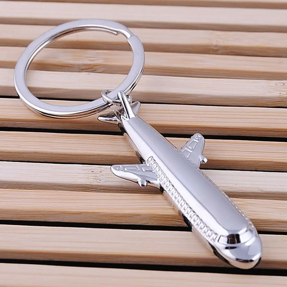 Keychains Gift 3D Aircraft Key Chain Metal Fighter Jet Plane Car Key Ring Creative Cool Battleplane Keyring Men