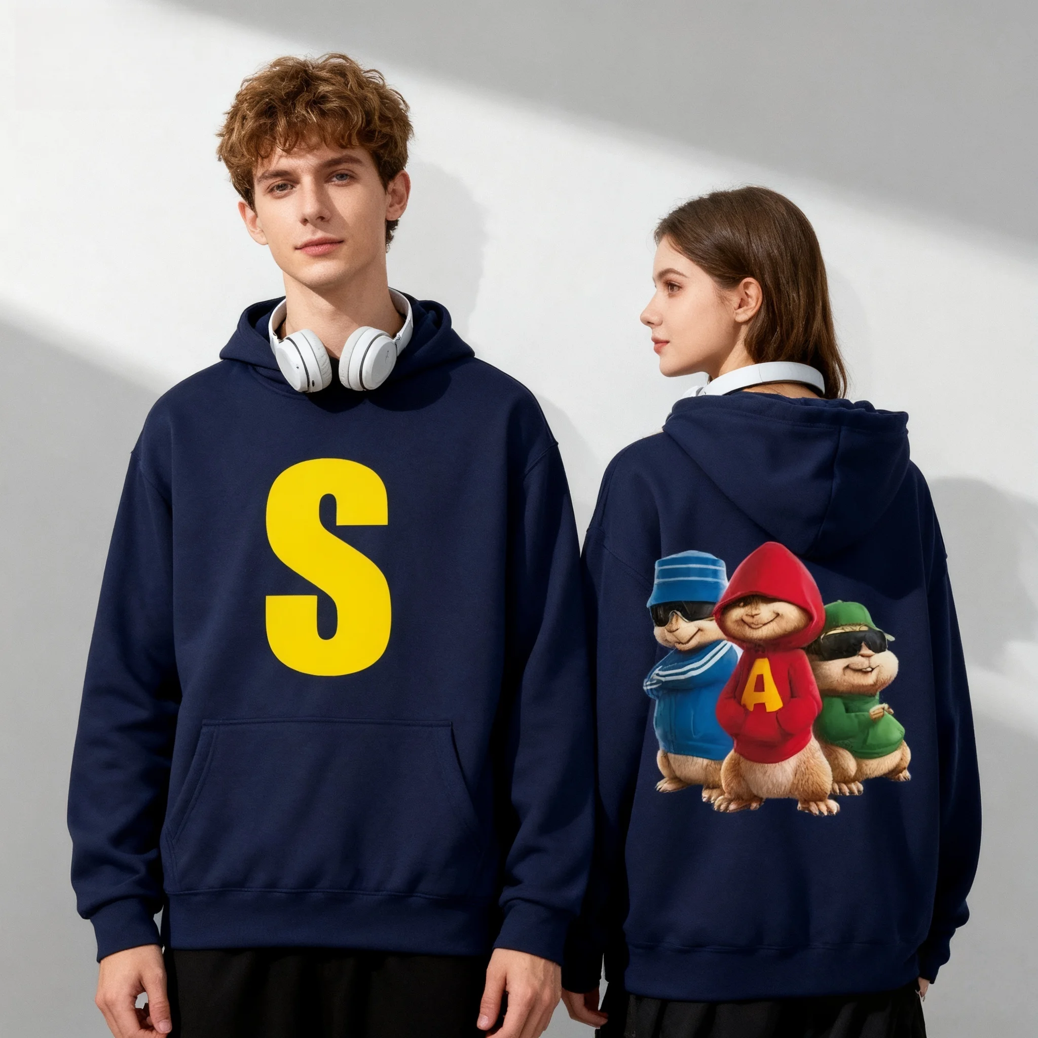 

The Most Popular Autumn and Winter Hoodies Are Alvin and Chipmunk Cartoon Street Oversized Women's and Men's Children's Hoodies