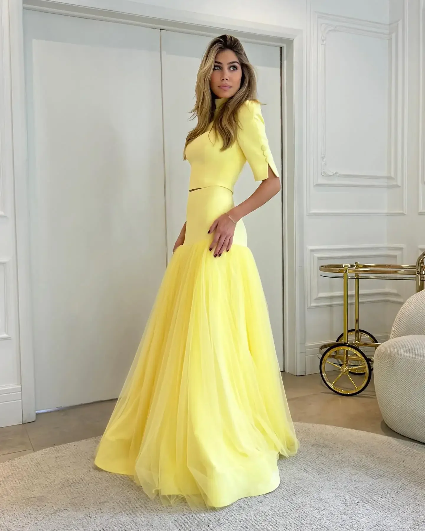 Pretty Yellow Two Pieces Party Dresses High Neck Stretchy Silk Tulle Women Formal Occasion Dress 2 Pcs Maxi Prom Gown with Bow