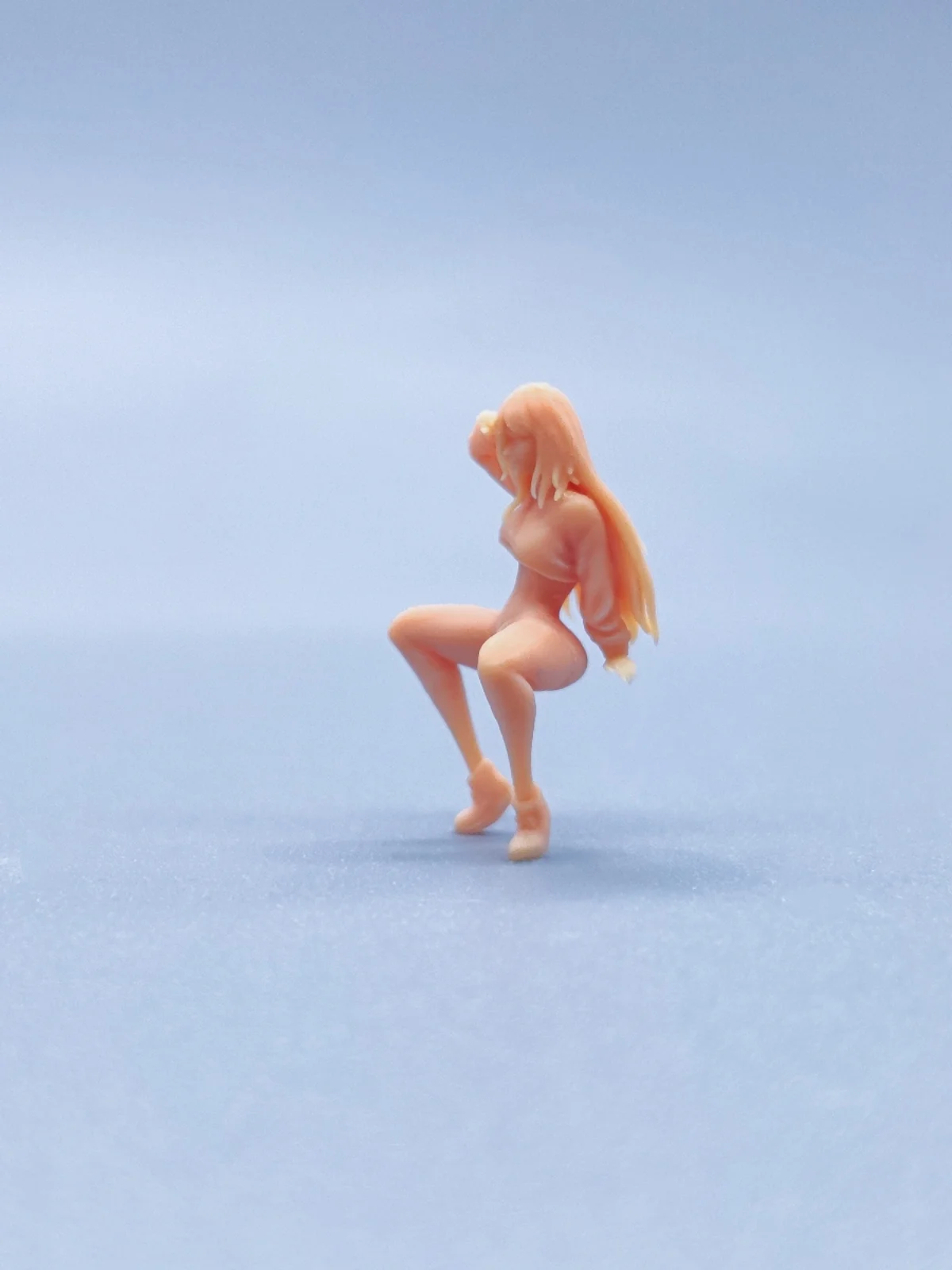 1/64 1/43 Figurines Scale Model Resin Biyah Gesture Girl Uncolored Miniatures Diorama Hand-painted V622