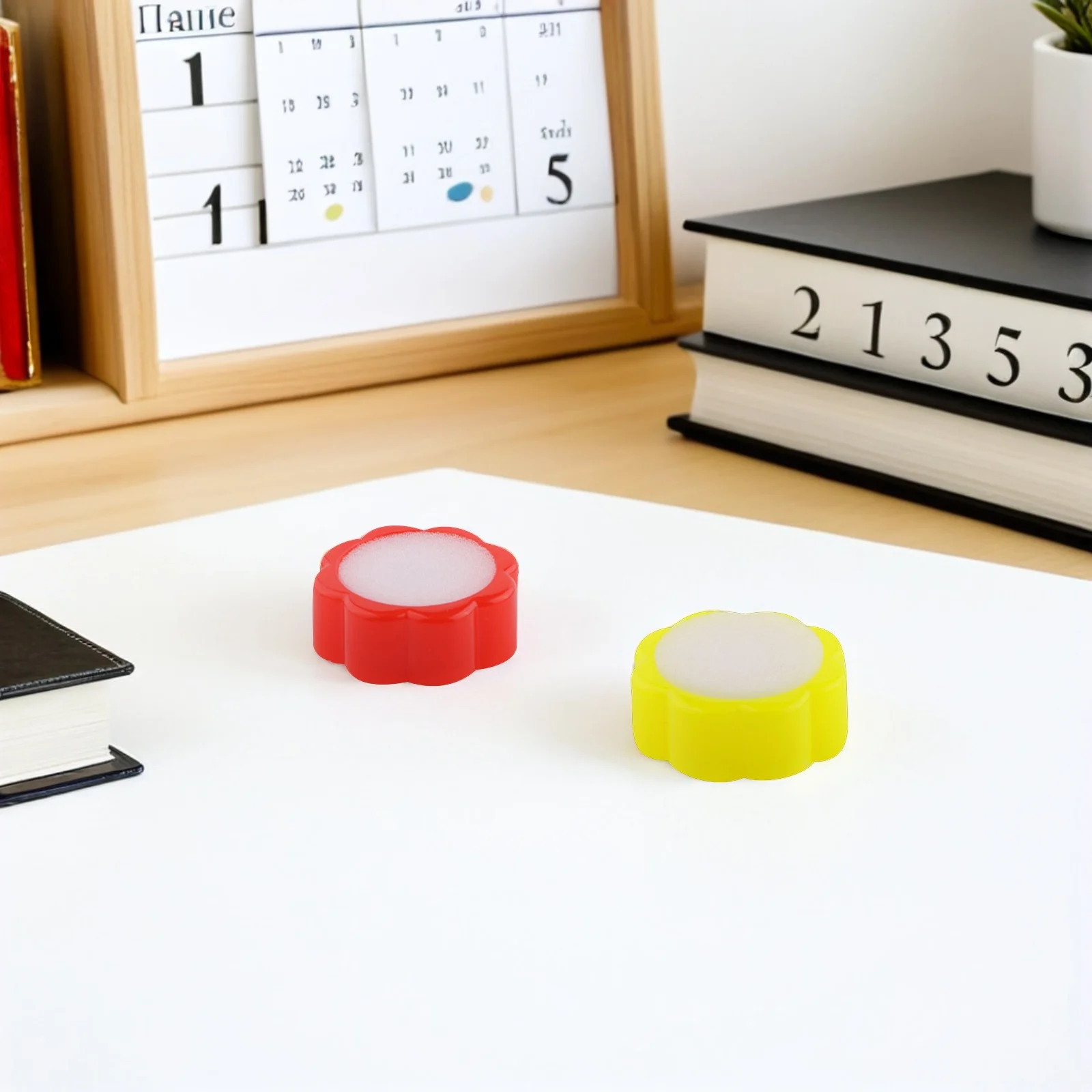 20Pcs Sponge Finger Moistener Flower Shaped Wetting Tool for Counting Money Documents Envelope Sealing Office Finance Bank