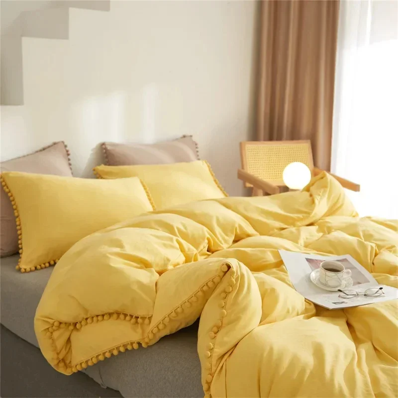 Twin Queen Size Solid Color Duvet Cover Set Pom Tassel Soft Microfiber Bedding Set Simple Ding Doule Comforter Cover Pillowcases