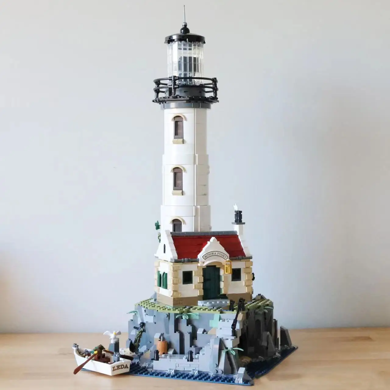 

21335 Motorised Lighthouse With Original Box Assembled Technical Building Block DIY Children's Educational Toy Christmas Gifts