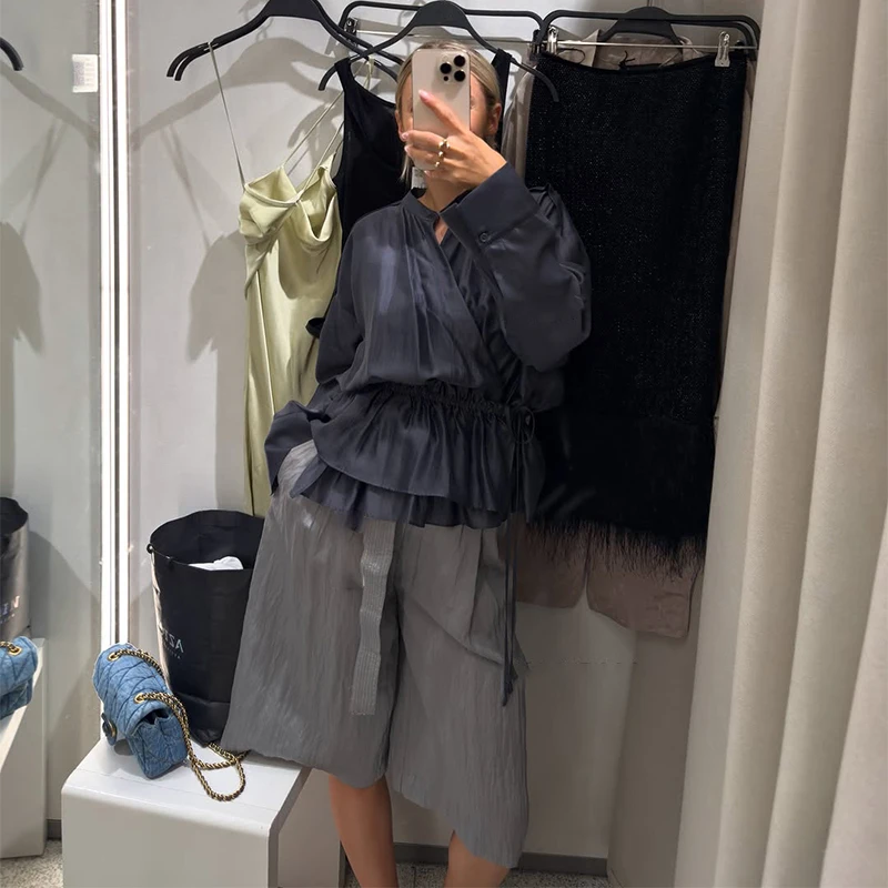 Damen Oversize-Bluse Langarm mit seitlicher Knopfleiste und Kordelzug in der Taille, plissiertes Hemd, modische Büro- und Party-Oberteile, einfarbig, locker geschnitten – Detail 17