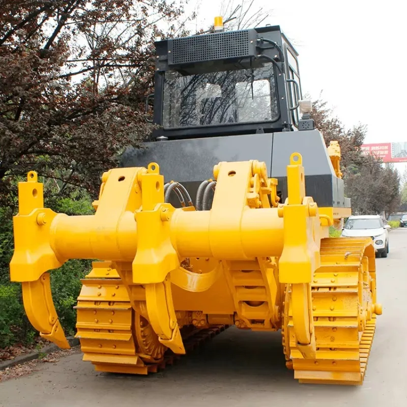 Three Shanks Ripper Crawler Dozer SD13 130HP Bulldozer Machine Earthmoving Equipment for Land Preparation Work Use
