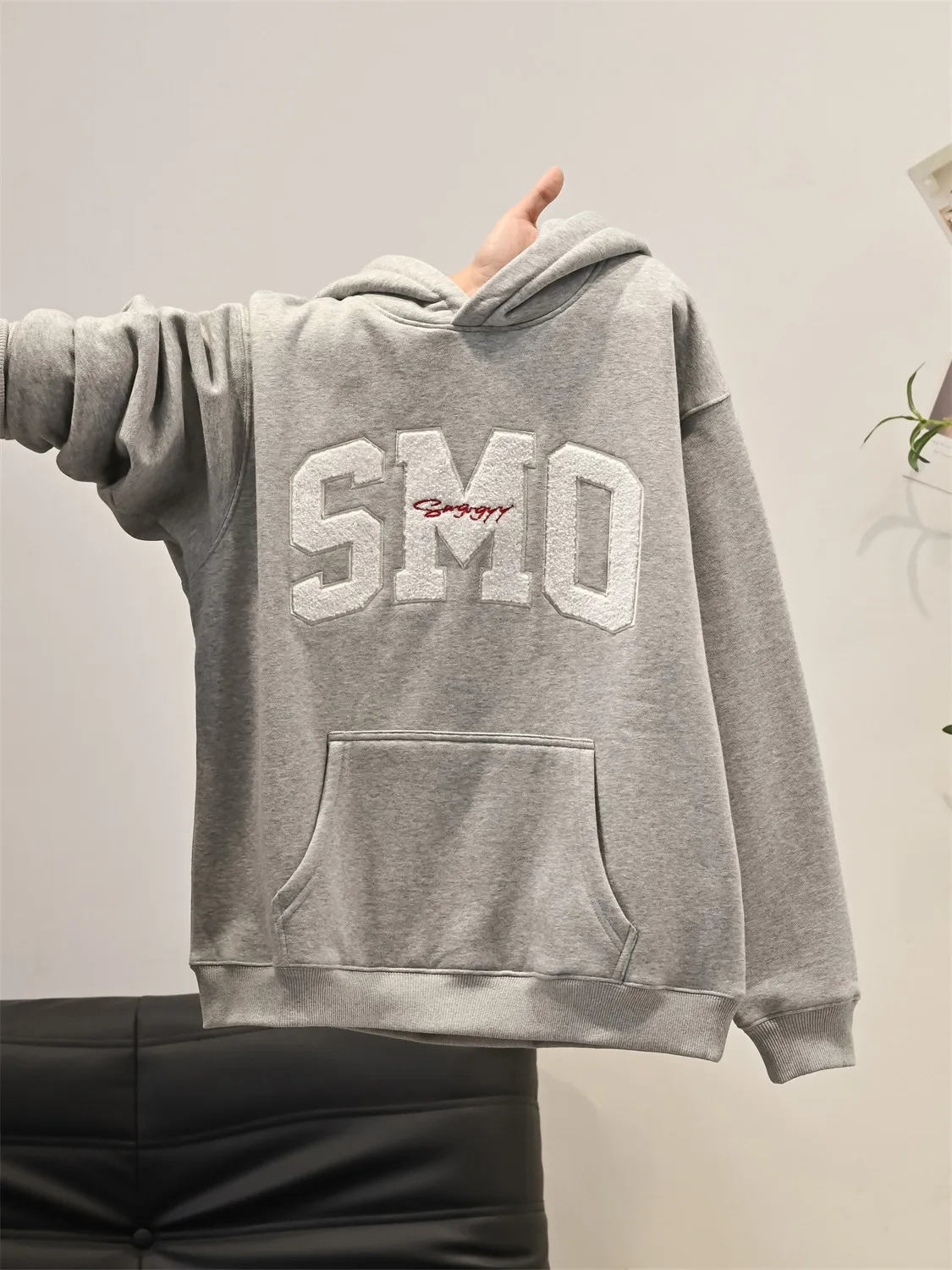 

Утепленная флисовая толстовка с капюшоном и вышивкой в виде букв, в американском стиле, для женщин, осень-зима, хип-хоп