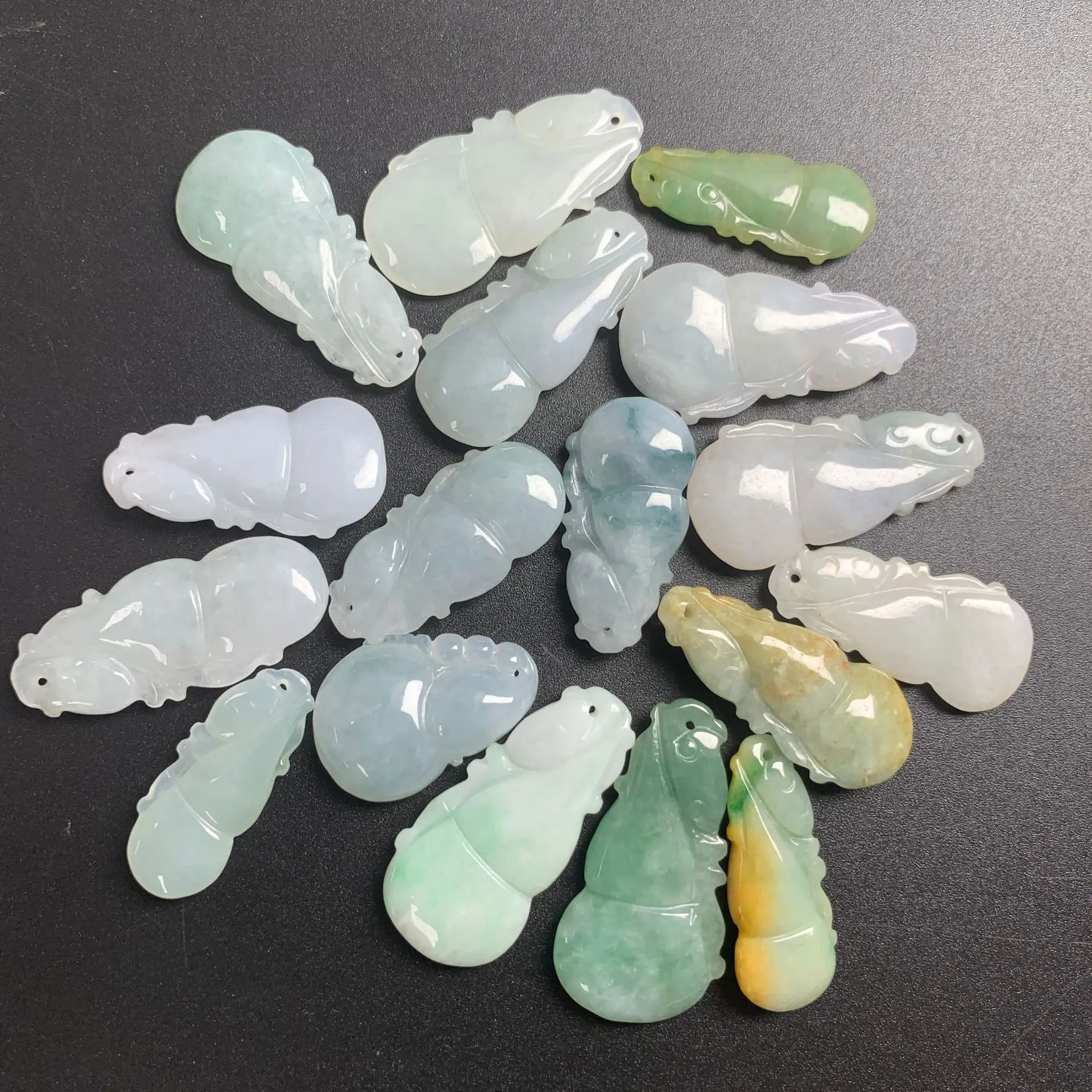 Natural Myanmar jadeite A product ice three-color gourd pendant hand-carved pendant flower piece