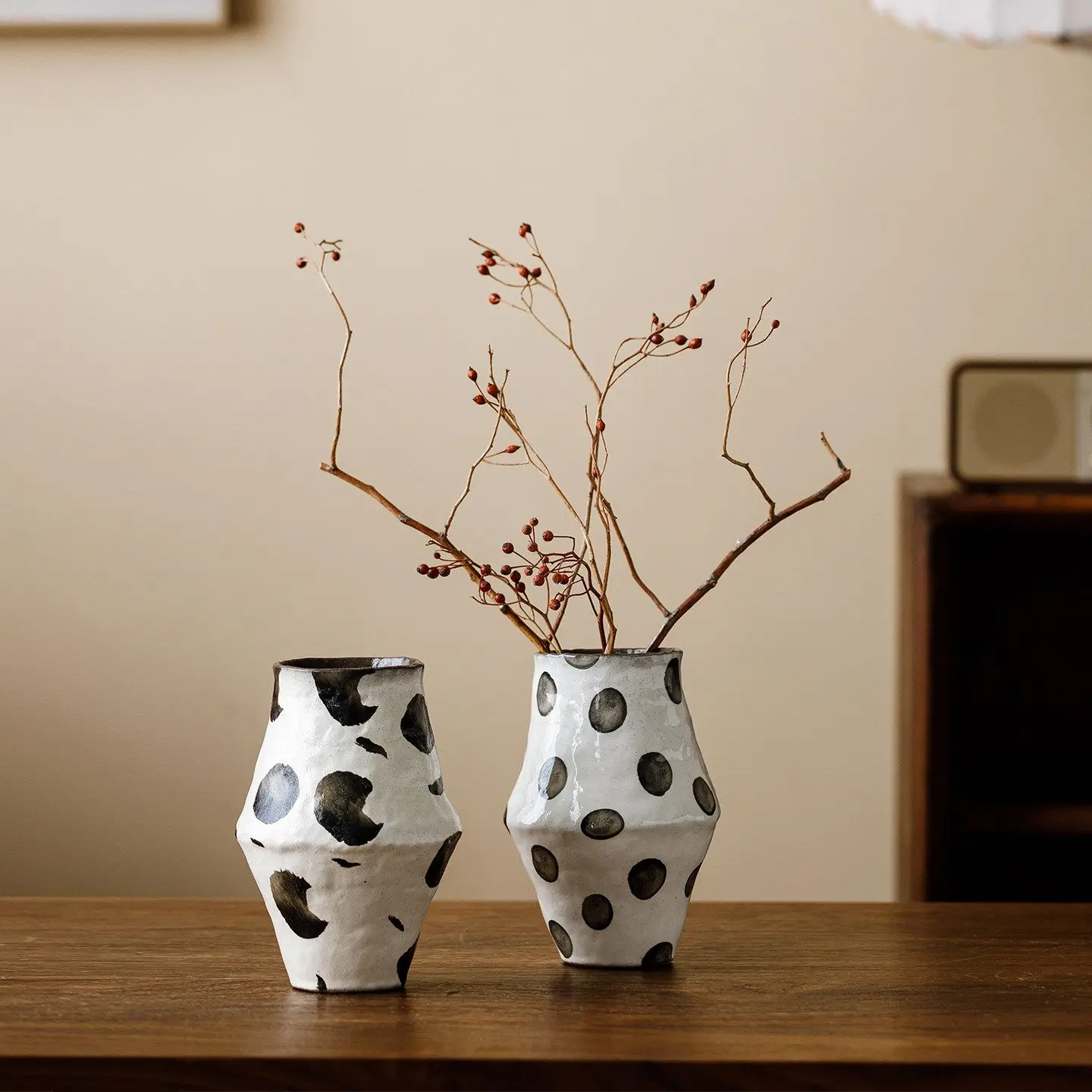 

Jingdezhen Black And White Artistic Retro Ceramic Vase Arrangement, Handmade Small Flower Vessel, Decorative Piece For Homestay