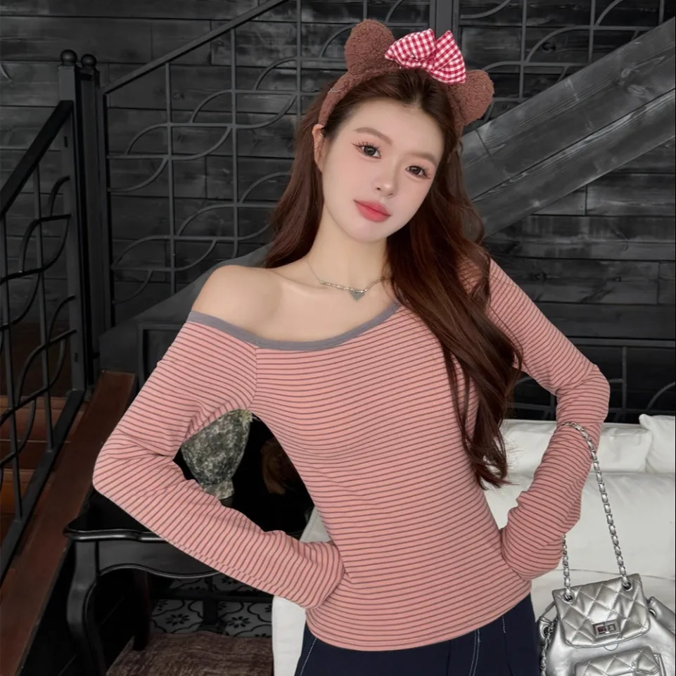 Automne nouveau Sle femmes coupe ajustée longue Sve T-irt Camere rayure oulder épissage une pièce avec coussin de poitrine fille chaude Sle