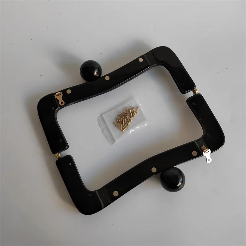 20 Cm Black Or White Pearl Beige Big Ball Clasp Acrylic Resin Purse Frame With Screws Obag Handles Drop Ship Purse Frames