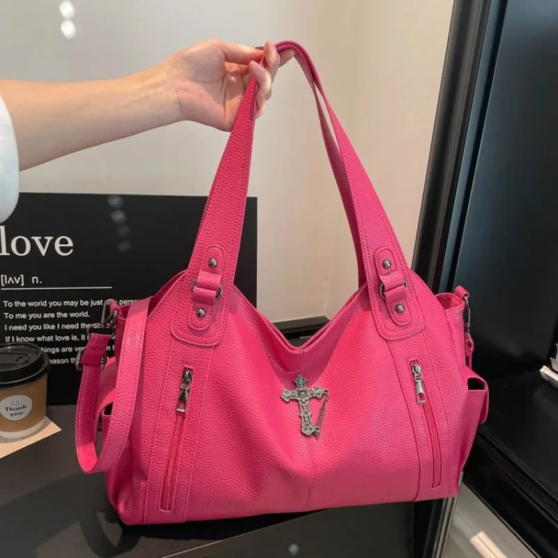 

Новая женская сумка из мягкой кожи в байкерском стиле, модная вместительная сумка через плечо, повседневная дорожная сумка для ежедневного использования