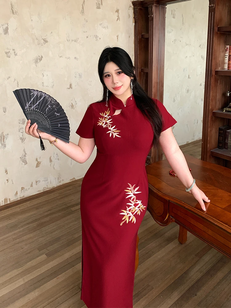 

Красное платье в китайском стиле с вышивкой, приталенное, с завышенной талией, для помолвки, с длинным рукавом, А-силуэт, на молнии сзади