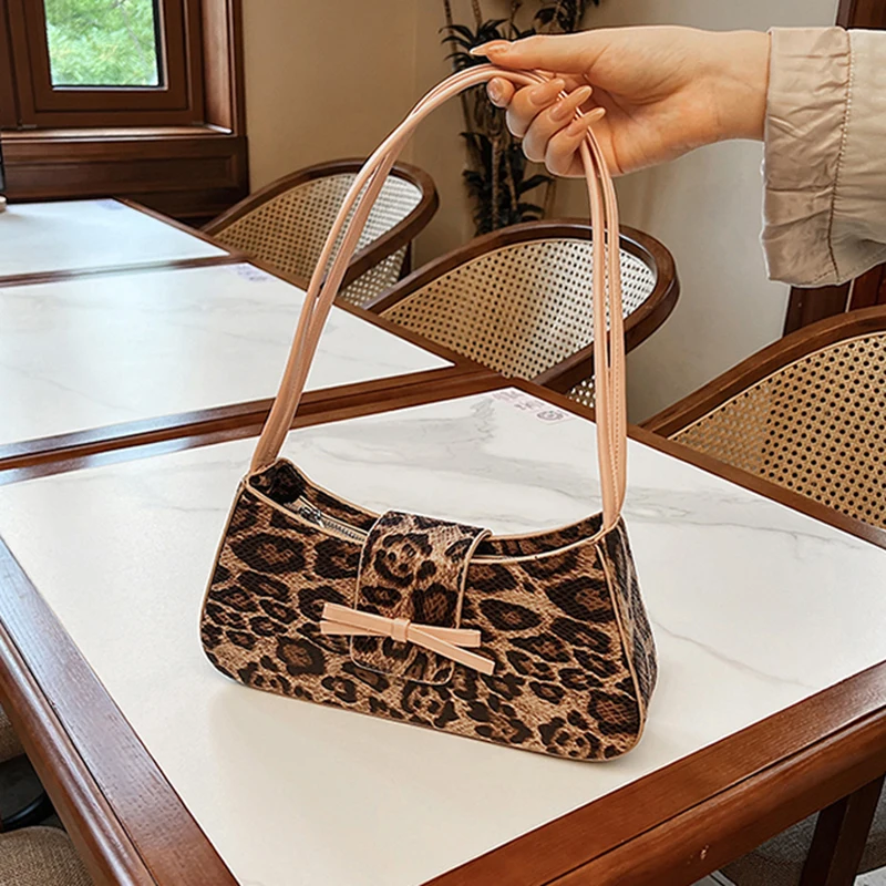 Personalized Leopard Pattern Underarm Bag Women 2024 Autumn New Chic Bow Retro Versatile Single Shoulder Bags Party Handbags