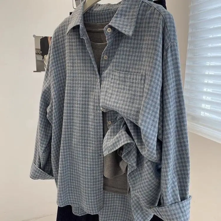 Kemeja Kotak-kotak Biru Vintage Wanita 2025 - Blus Flanel Berbahan Halus Lengan Panjang, Atasan Kancing Kasual Y2K Longgar, Ukuran Besar untuk Musim Gugur C
