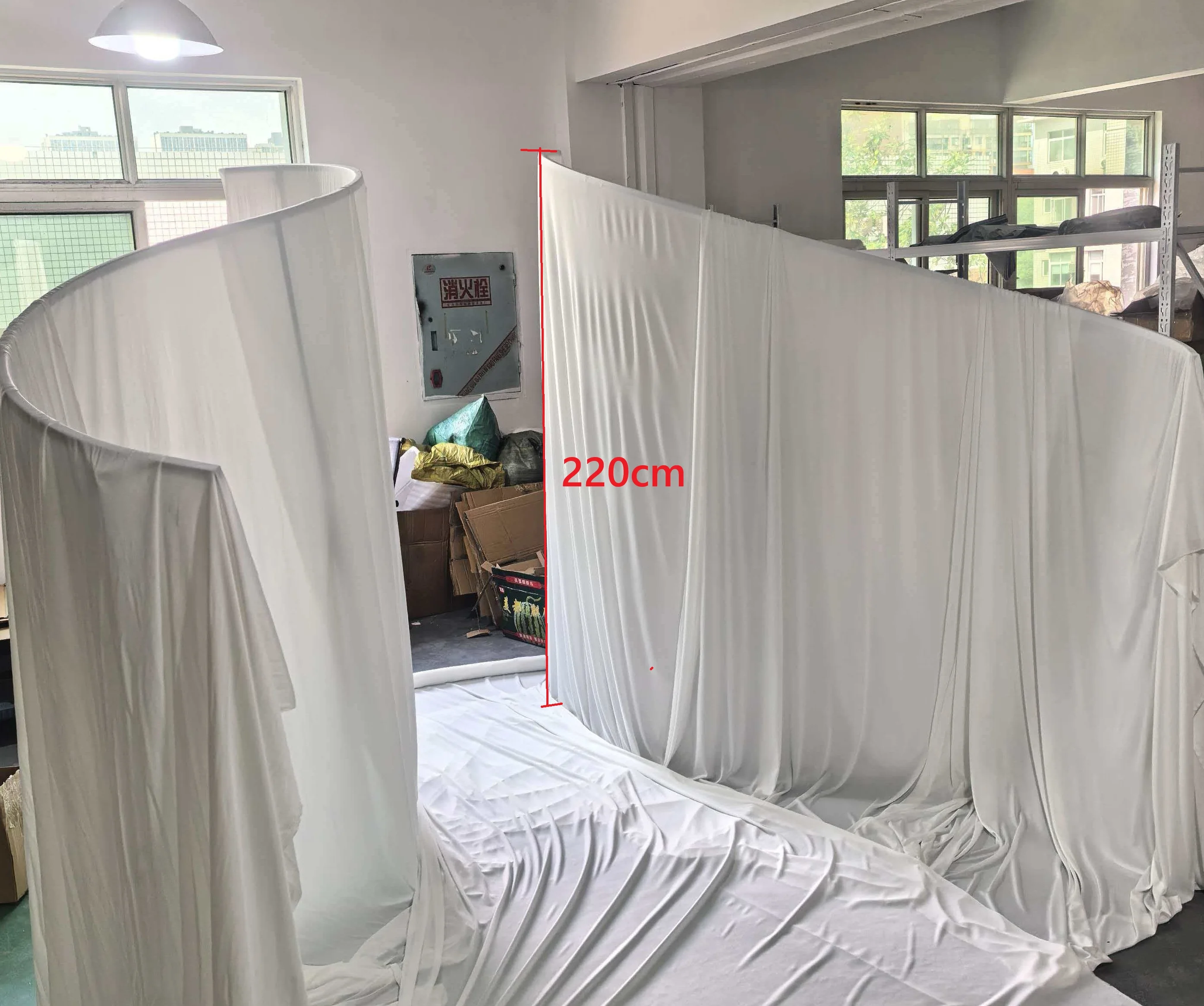 2 Stück Romantische Spiral-Stoffvorhänge Premium-Qualität Bogenförmiger Hintergrund für Hochzeitszeremonien im Freien, Partys, Empfänge und Veranstaltungsortdekoration – Detail 5