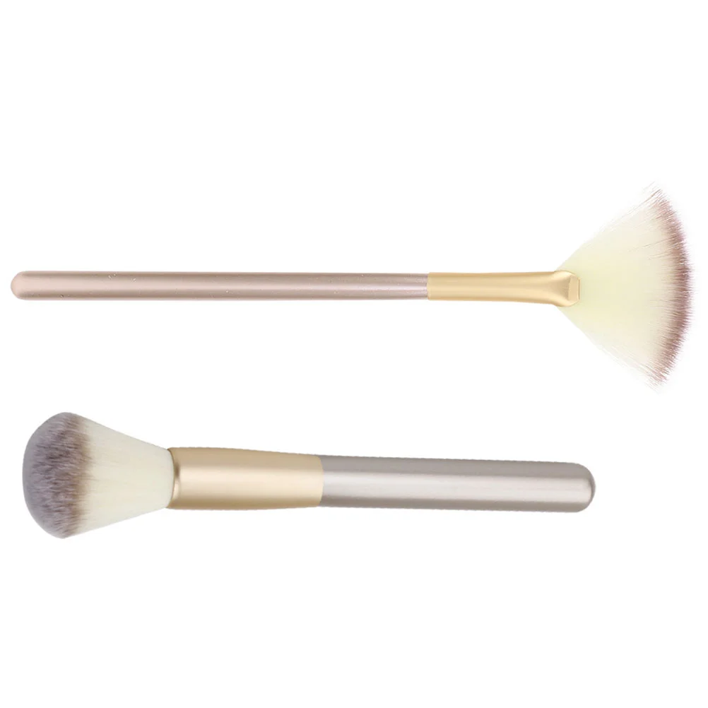 Pennello per trucco viso Ventilatore Fard da donna per guance Detergente automatico Manico in legno Evidenziatore tinta