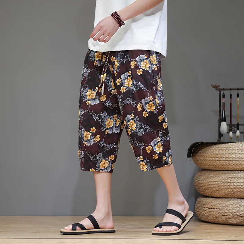 Summer Shorts for Men Comfortable and Breathable Cotton Linen Calf-length Pants Ethnic Flowers Casual Pants Shorts Man