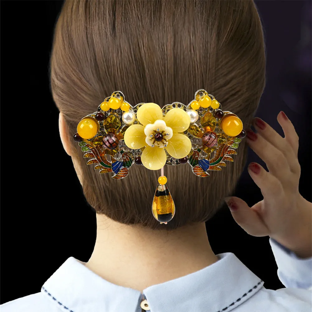 

Vintage Ponytail Hair Barrette Spring Clamp for Women Lightweight Secure Hold Perfect for Weddings Birthday Parties Daily Use