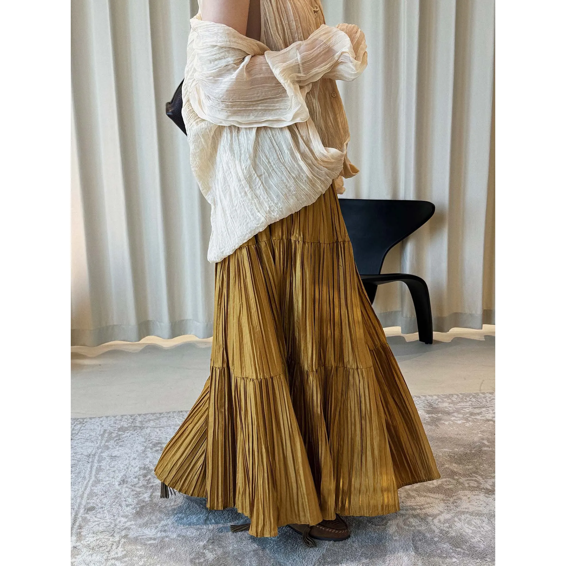 Spring Summer Vintage Japanese Style High Waist Pleated Texture Cake Skirt Elastic Waist Women's Midi Long Skirt in Beige Gold