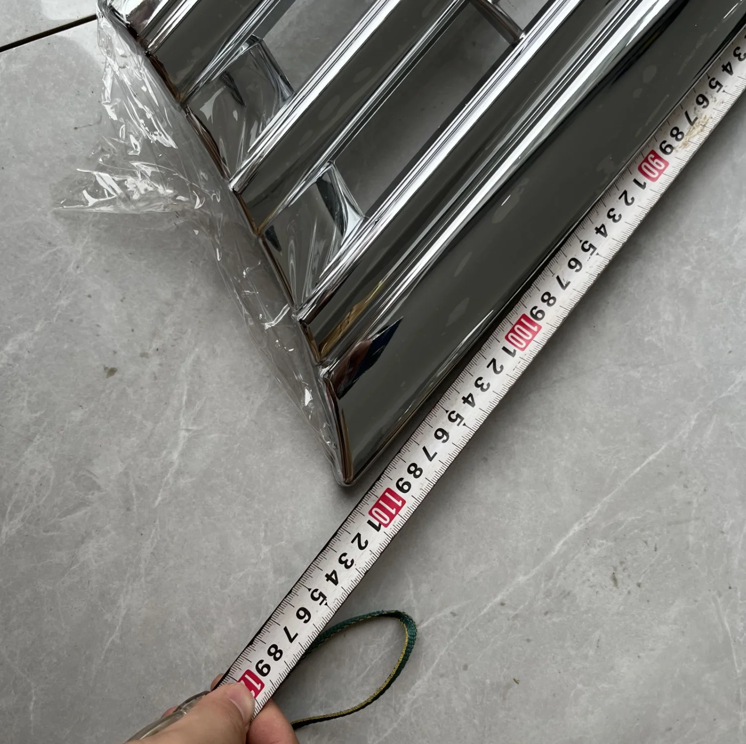 CHROMIUM ELECTROPLATING GRILLE FOR ISUZU ELF 100P TRUCK