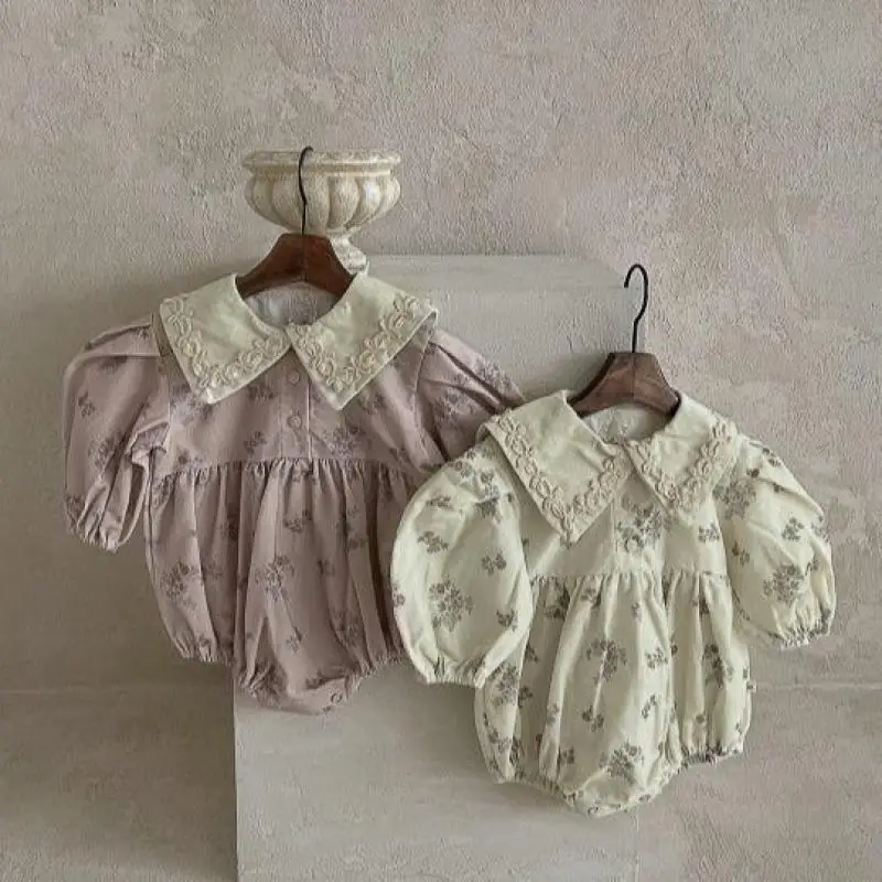 

2023 весеннее новое вельветовое боди с длинными рукавами для маленьких девочек, милый милый комбинезон принцессы с лацканами и цветочным принтом, одежда для младенцев, От 0 до 24 месяцев