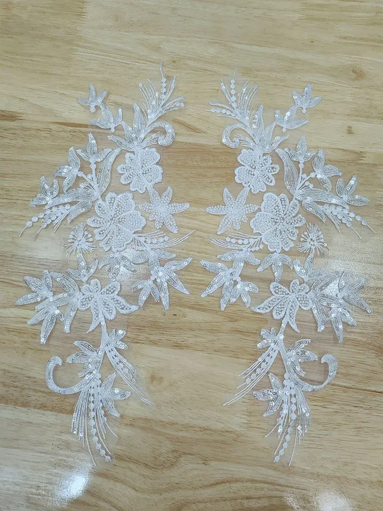 

2 Colors Beaded Sequin Bridal Gown Lace Fabric Embroidered Tulle with Floral Appliqued Evening Dress Accessories