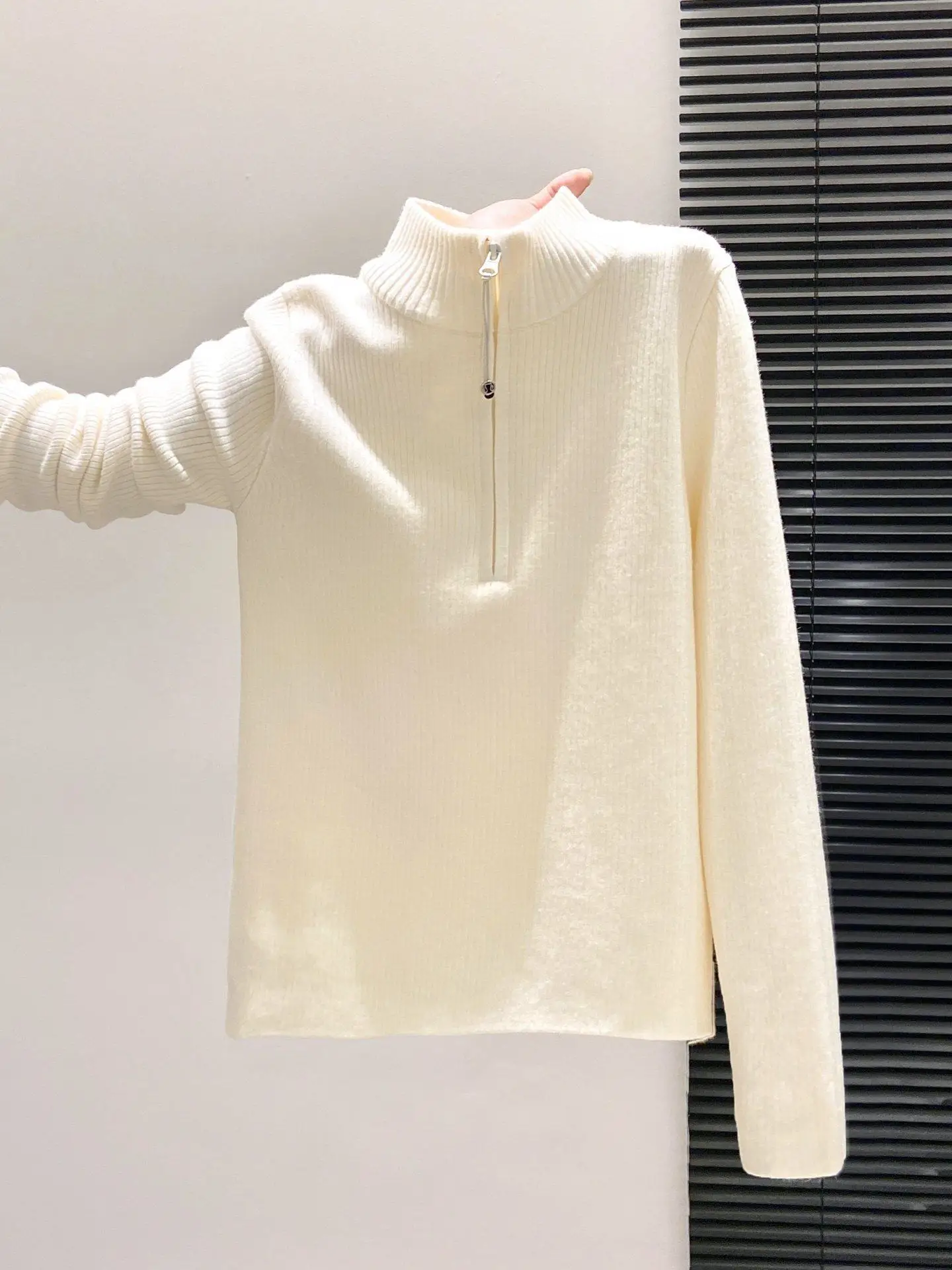 

Утепленный флисовый вязаный свитер на молнии для женщин: новая зимняя модель, простой, универсальный, приталенный, теплый базовый джемпер в корейском стиле с длинным рукавом и круглым вырезом