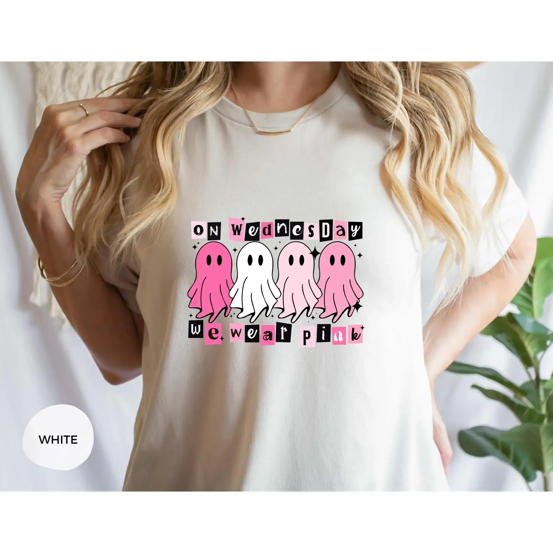 في الأربعاء، نرتدي تي شيرتًا ورديًا للهالوين، تي شيرت لطيف على شكل شبح يعني الفتيات بو بوك هوديي #1